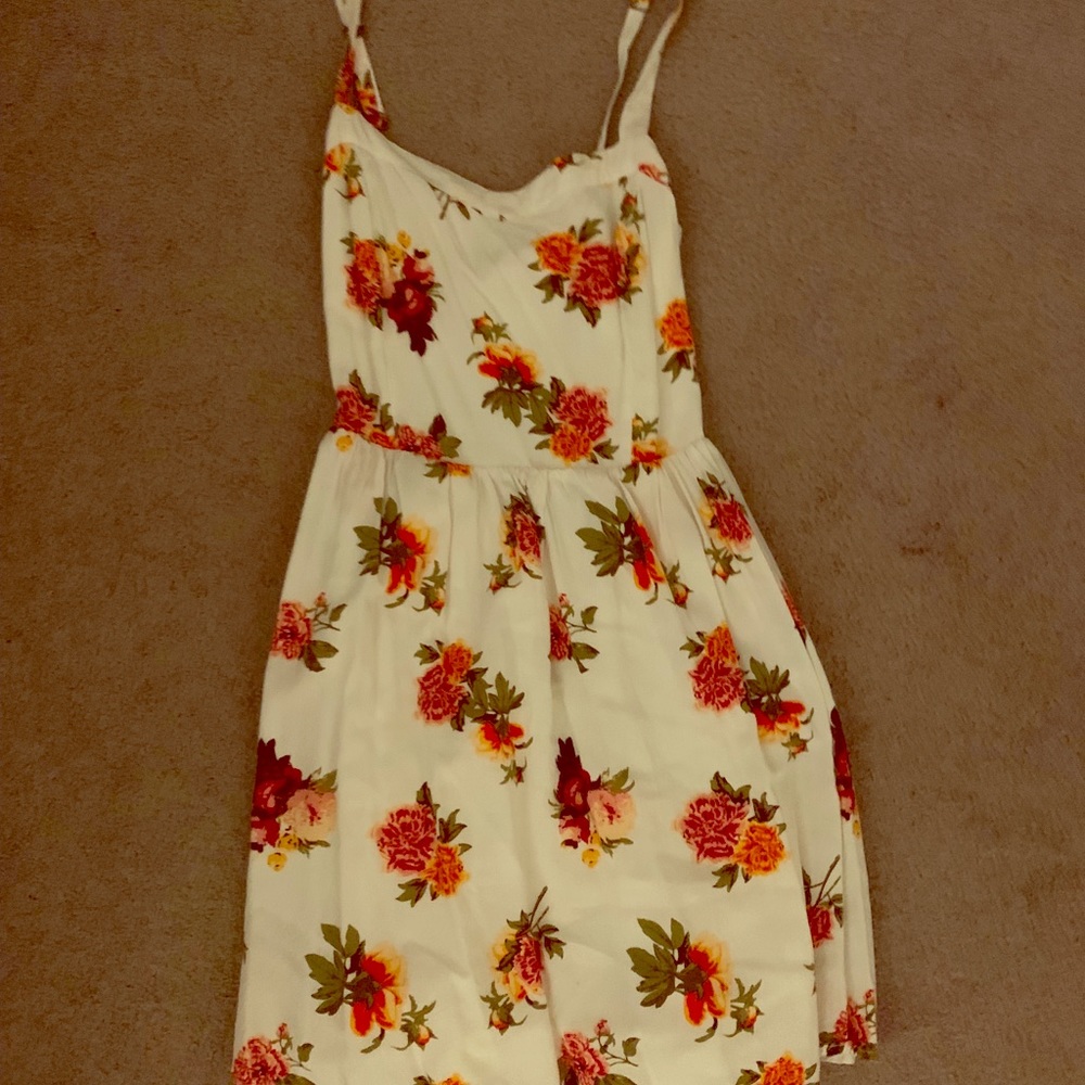 Floral white dress